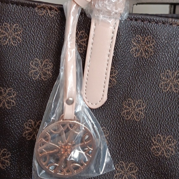 Avon Marilyn Bag.  Brown Print - Picture 4 of 4